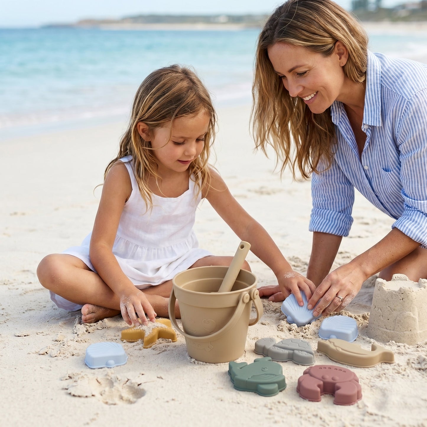 Kids Beach Sand Toy Set with Mesh Bag