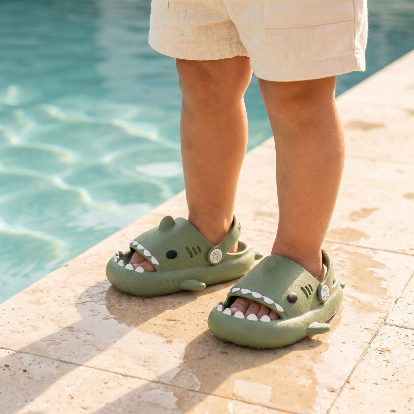 Kids Shark Pool Slide Sandals – Non-Slip Water Shoes
